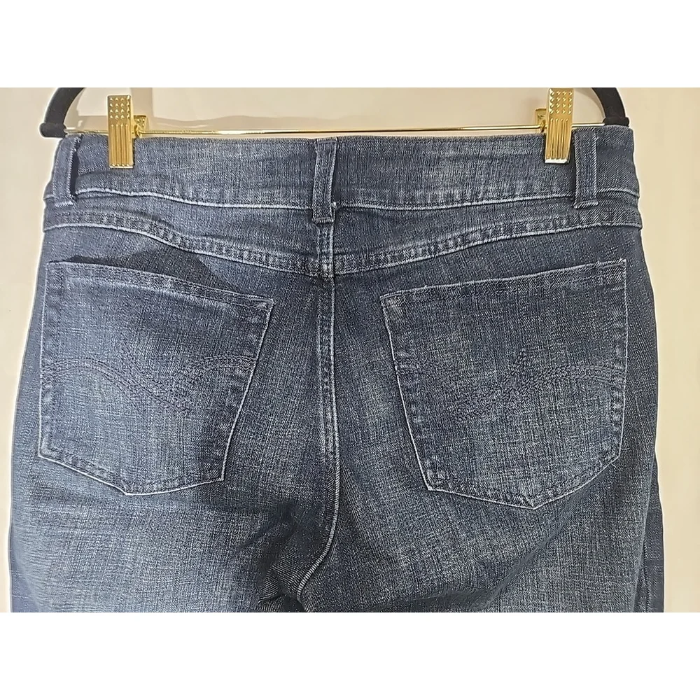 Wrangler Jeans Size 9 Mid Rise Slim Straight Stretch Denim Blue 33 Inseam